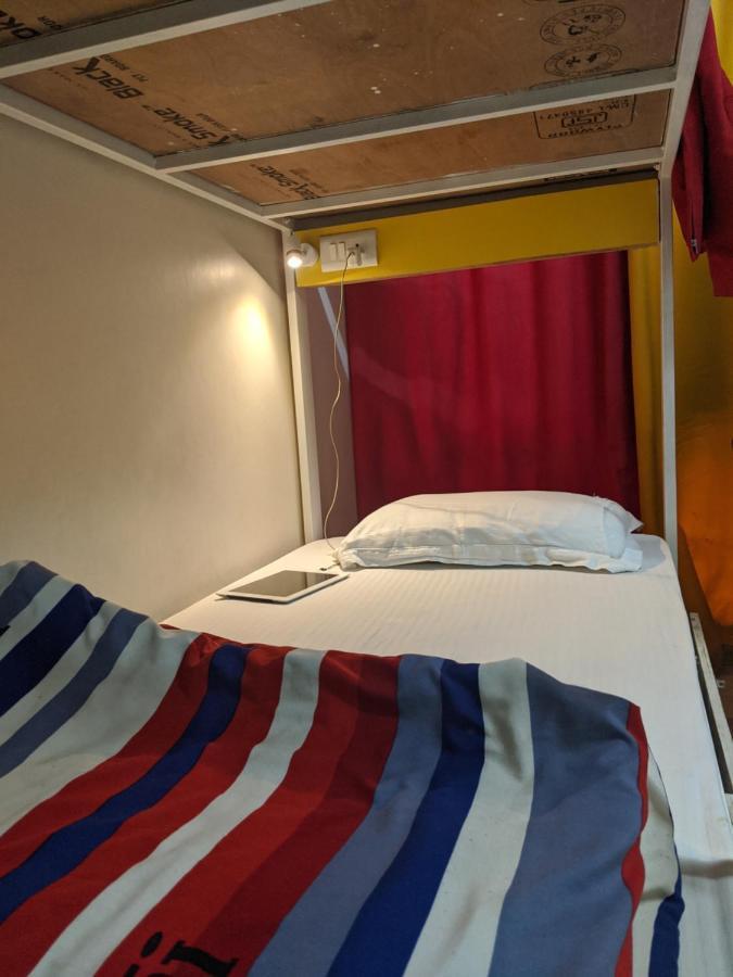 The Desire Hostel ニューデリー エクステリア 写真